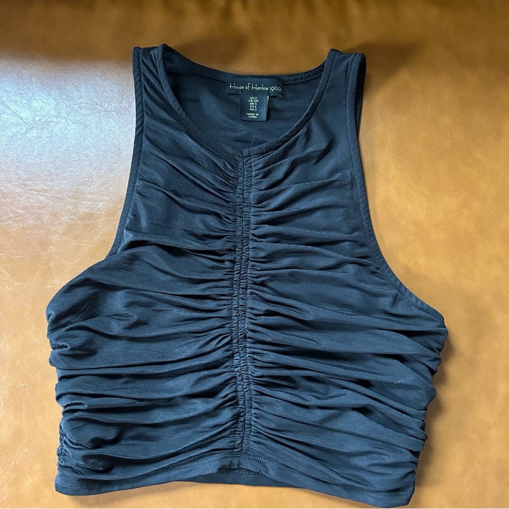 House of Harlow 1960 tank